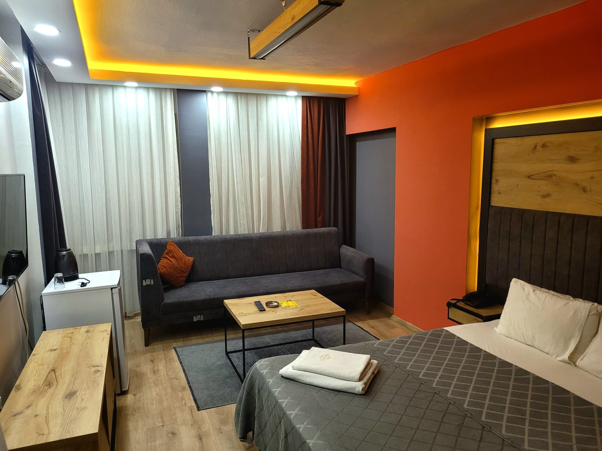 WhatsApp Image 2025-11-10 at 12.16.11 (1)