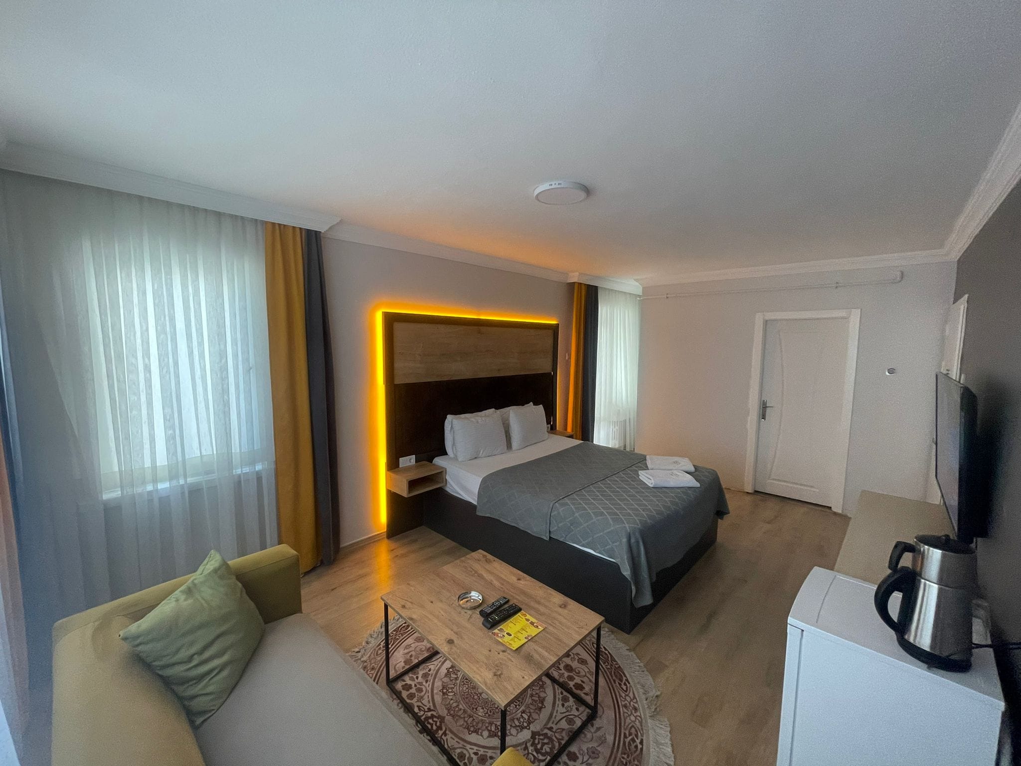 WhatsApp Image 2025-11-10 at 12.16.32 (3)